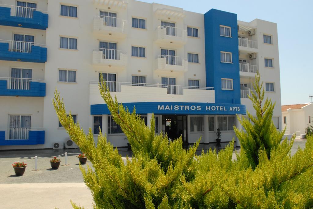 פרוטאראס Maistros Hotel Apartments מראה חיצוני תמונה